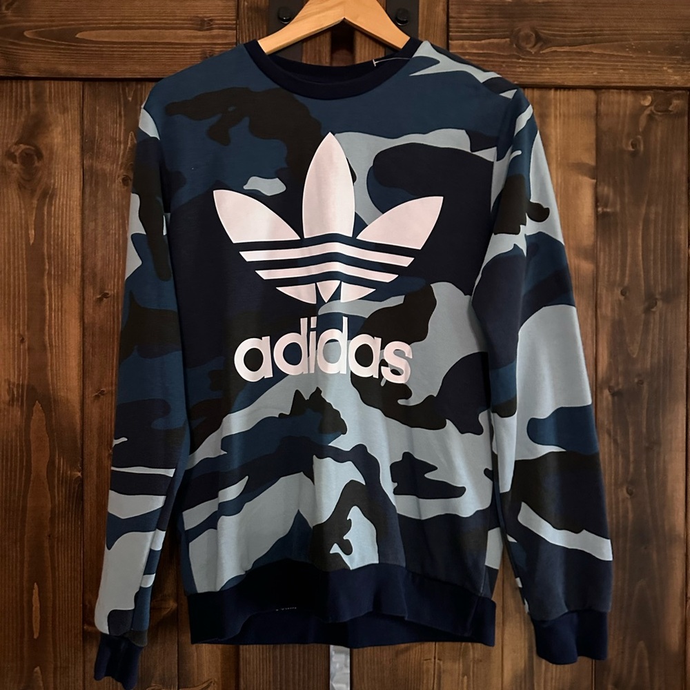 Adidas Men's Navy and Gray Camo Crewneck Sweater